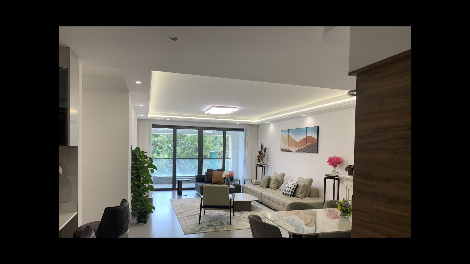 Living area at Sunset Park Residences near Westgate Mall